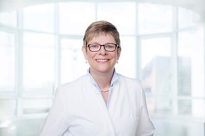 Dr. med. Brigitte Tost, Chefärztin Innere Medizin, Kardiologie