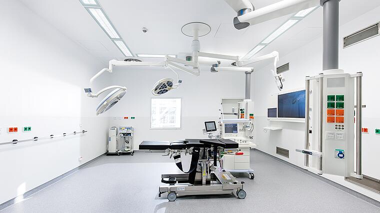 OP-Saal im HGH Bensheim mit Tageslicht