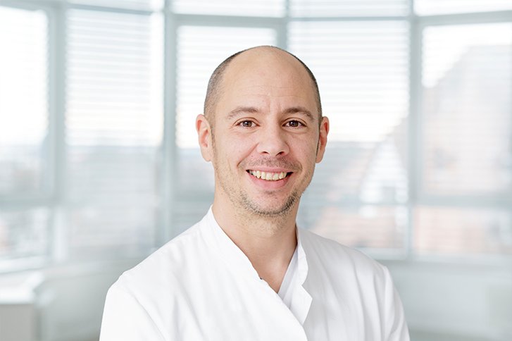 Herr Dr. Med. Olf Lange www.hgh-bensheim.de